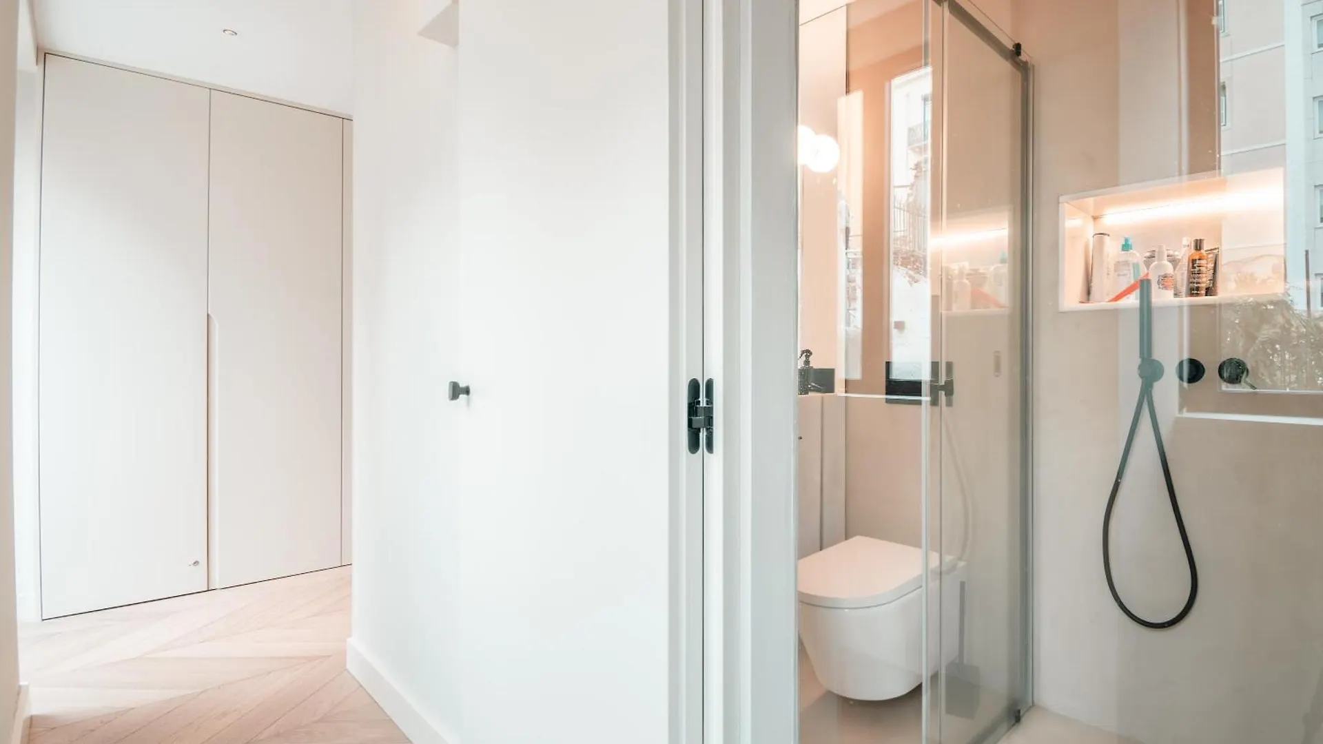 The Founders Residency, Praca Das Flores Lisboa