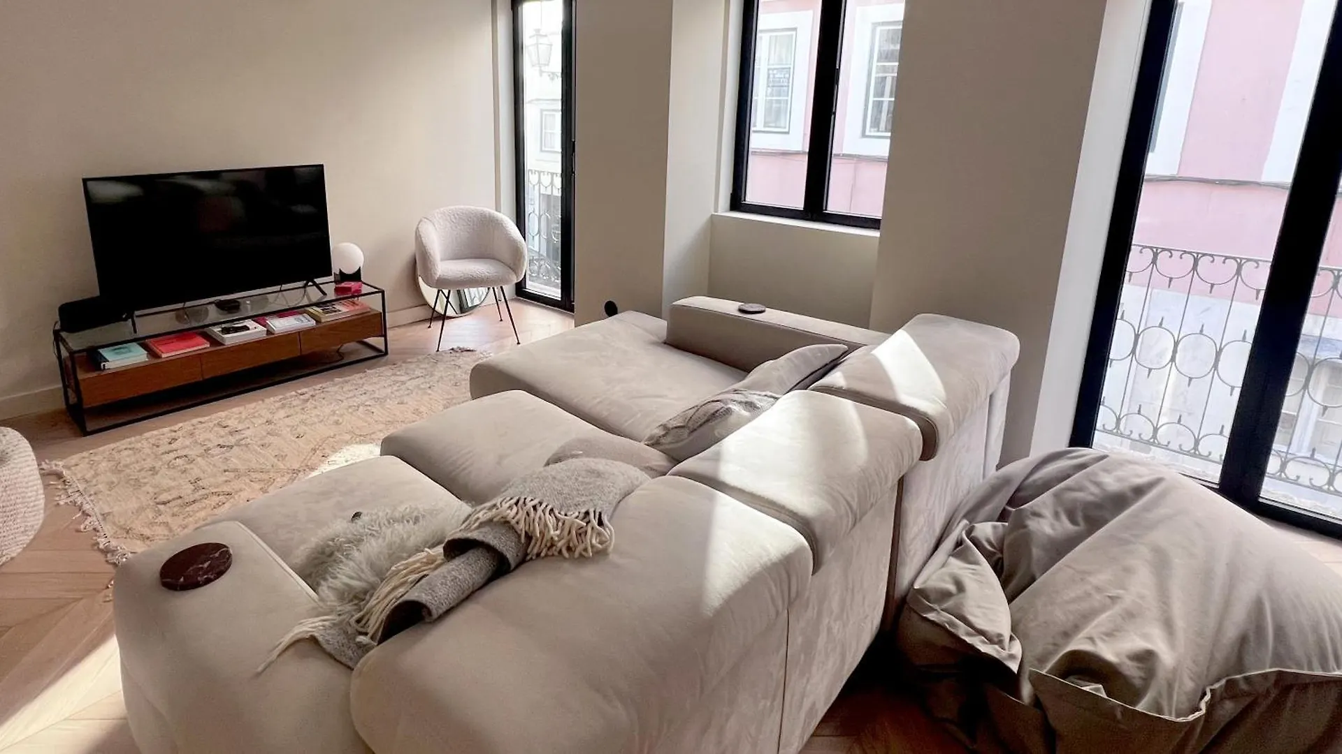 The Founders Residency, Praca Das Flores Lisboa Apartman